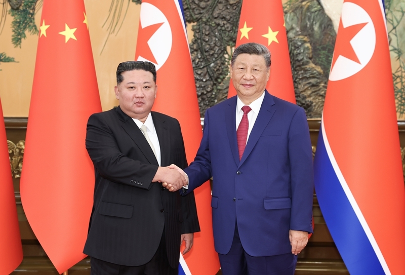 習(xí)近平同朝鮮勞動(dòng)黨總書(shū)記、國(guó)務(wù)委員長(zhǎng)金正恩舉行會(huì)談